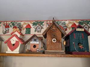 lot 223 image: Lot of 4 Wood Birdhouses