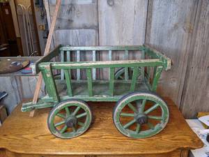 lot 408 image: Antique Primitive Goat Cart