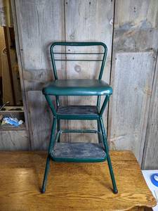 lot 431 image: Cosco Vintage Metal Kitchen Step Stool