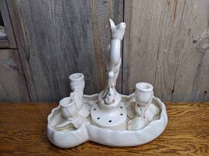 lot 442 image: XXXX This Item fell off the shelf and was broken