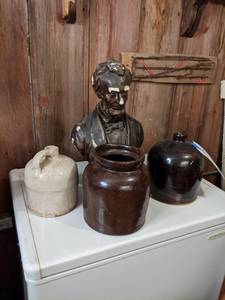 lot 735 image: (3) Vintage Jugs & Abe Lincoln Bust