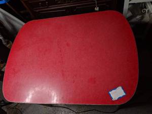 lot 811 image: Vintage 1950s Red Kitchen Table