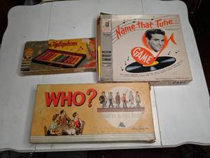 lot 167 image: Vintage Xylophone & (2) Old Board Games