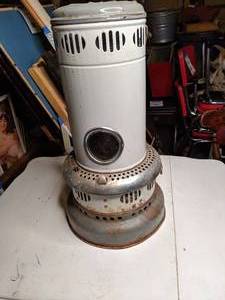 lot 168 image: Vintage Kerosene Heater