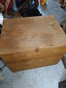 lot 107 image: Antique Vega Eskilstuna Wood Box on Wheels
