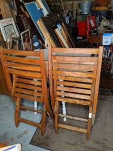 lot 160 image: 2 Wood Slat Chairs