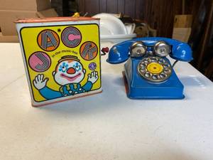 lot 856 image: Vintage Kids Toys