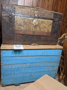 lot 870 image: 2 Antique Wood Trunks