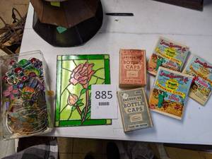 lot 885 image: Stained Glass and Catalogs