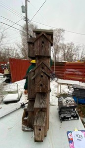 lot 938 image: Rustic Birdhouse Highrise