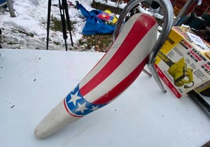 lot 956 image: Vintage Patriotic Banana Bike Seat