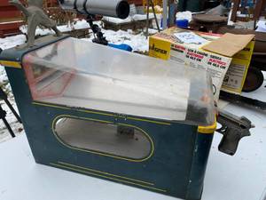 lot 957 image: Vintage 1940s Duck Hunter Penny Gumball Machine Arcade Game