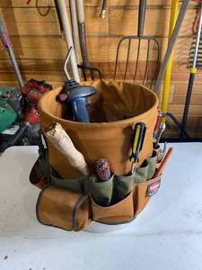 lot 970 image: Tool Bucket with Tools