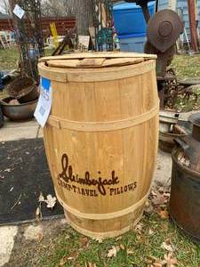 lot 365 image: Wood Slumberjack Barrel