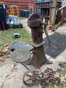 lot 370 image: Antique Delaval Cream Separator and Accessories