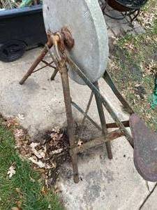 lot 375 image: Antique Hand Powered Grinding Wheel