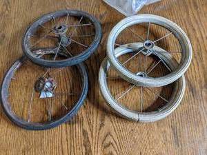 lot 602 image: (4) Small Vintage Tires