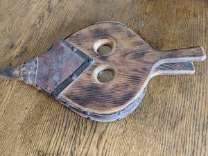 lot 603 image: Vintage Wood & Leather Fireplace Bellows