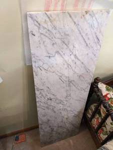 lot 654 image: Assorted Marble Pieces - see photos