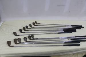 lot 28 image: Lot of (13) Palm Springs Copper Head Golf Clubs -  3 Iron (x2), 4 Iron (x2), 5 Iron, 6 Iron (x2), 7 Iron, 8 Iron, 9 Iron (x2), Putter, Sand Wedge