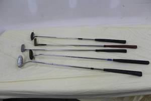 lot 54 image: Lot of (5) Golf Putters - Ray Cook M1-3XL, Louisville Golf, PGA 412, Sportsman, Daiwa ProBalance 8510B