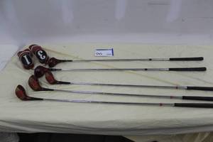 lot 96 image: Lot of (5) Golf Woods - MacGregor DX 1, Wilson Blue Ridge 1, MacGregor DXW9 3, Wilson Blue Ridge 3, MacGregor DXW9 4