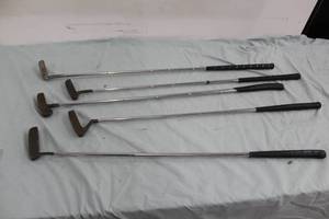 lot 102 image: Lot of (5) Golf Putters - Spalding 23, Kroyden K900, Wilson Staff 8813, Putter