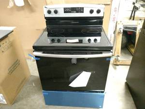 lot 59 image: Ikea Model IES360GWO Electric Range...