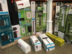 lot 1 image: ASSORTED PALLET WITH MAIL BOXES SEE PICS