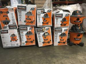 lot 19 image: ASSORTED PALLET WITH RIDGID WET DRY VACUUMS SEE PICS