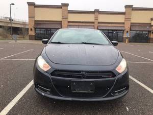 lot 5 image: 2013 DODGE DART SXT  LOW MILES  MANUAL  1 OWNER