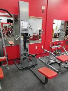 lot 25 image: Cybex Low Row 5302-90