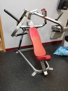 lot 45 image: Cybex Converging Plate Loaded Chest Press 5227-90