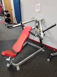lot 46 image: Cybex Converging Plate Loaded Incline Press 5252-90
