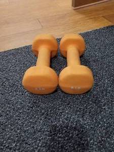 lot 94 image: Lot of (2) Neoprene Hex Dumbbell 8lb.
