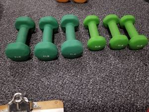 lot 95 image: Lot of (6) Neoprene Hex Dumbbell 5lb. (x3), Neoprene Hex Dumbbell 3lb. (x3)