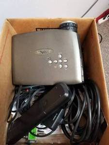 lot 134 image: InFocus Projector LP70, Remote Control, Cables