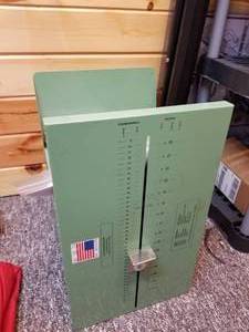 lot 136 image: Novel Products, Inc. Figure Finder Flex-Tester