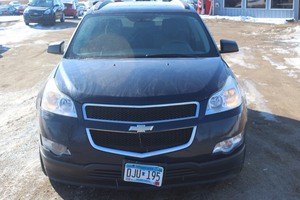 lot 6498 image: 2011 Chevrolet Traverse LS AWD