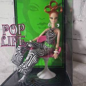 lot 258 image: Mattel BARBIE  Pop Life Doll (Redhead)   N6597    NRFB