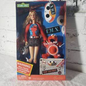 lot 259 image: Mattel BARBIE  Sesame Street Barbie TMX Elmo Doll     NRFB