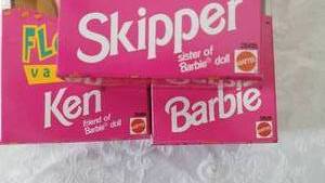 lot 265 image: Mattel BARBIE  Florida Vacation Dolls  Barbie, Ken & Skipper    NRFB