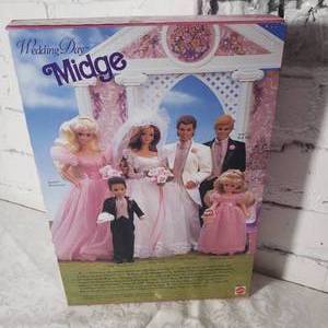 lot 246 image: Mattel BARBIE  Wedding Day Midge 9606    NRFB