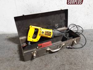 DeWalt DW305 Sawzall