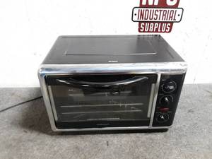 Hamilton Beach Toaster Oven - Works