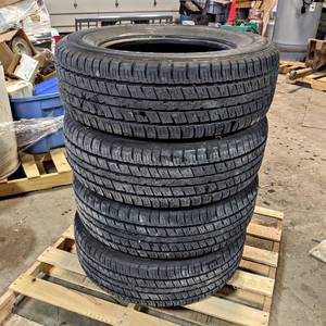 (4) Sumitomo 24570R17 Tires