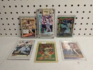 lot 158 image: Darryl Strawberry Baseball Card Lot Rare Nestle Rookie MLB
