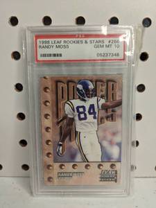 lot 3 image: 1998 Leaf Randy Moss Rookie PSA Gem Mint 10 Rookie Card