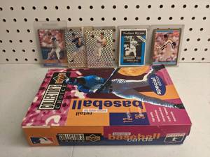 lot 149 image: (5) Nolan Ryan Cards and Other Assorted Loose Cards