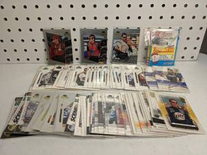 lot 134 image: Lot of Assorted NascarRacing Cards